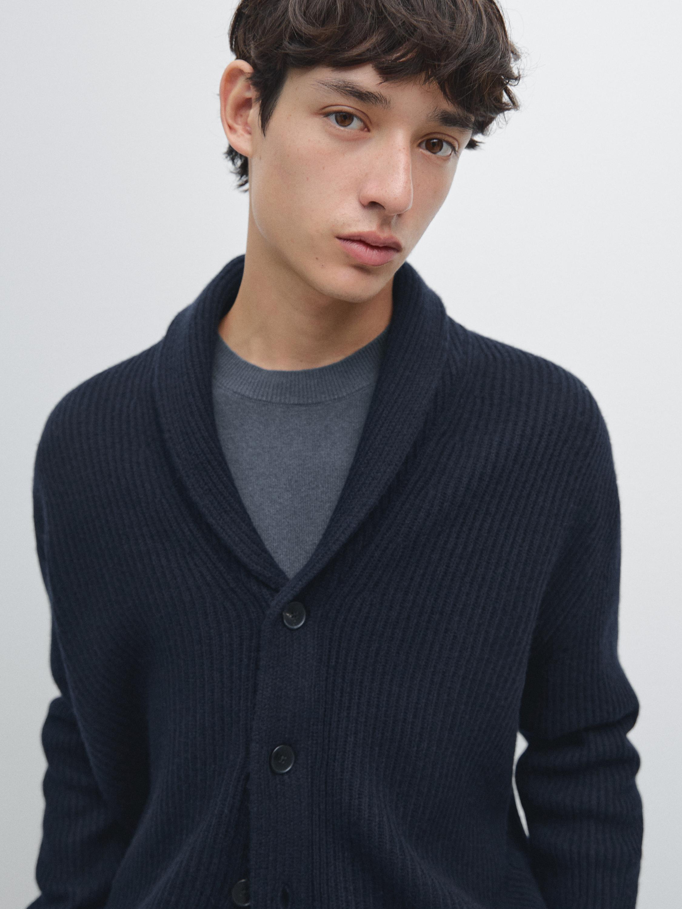 Cardigan avec col à revers en laine mélangée